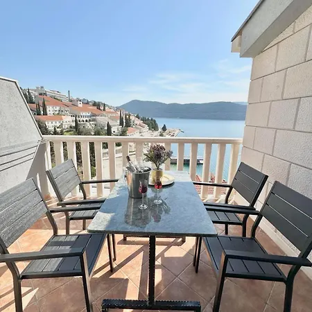 Samra Apartman *